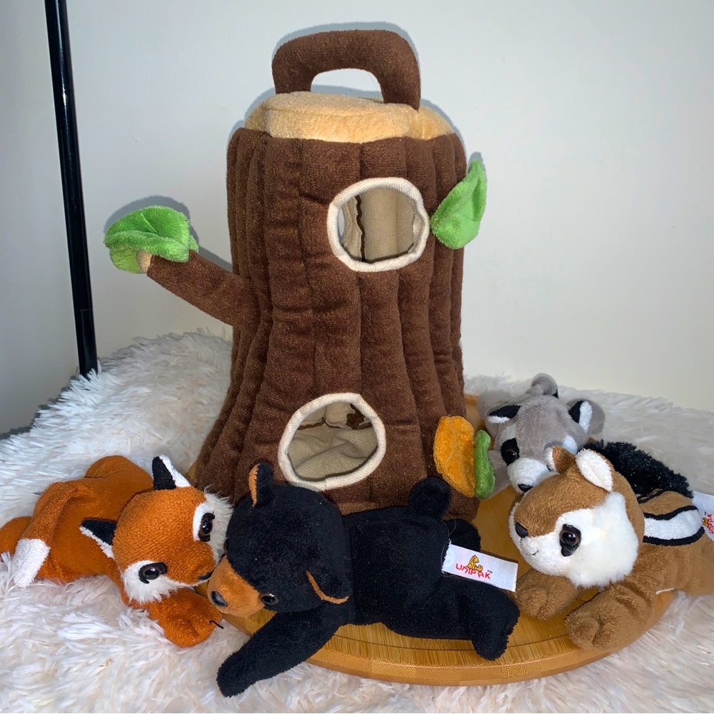 Unipak Tree Play House 8 Inches 4 Animals (Bear, Fox, Raccoon & Squirrel)